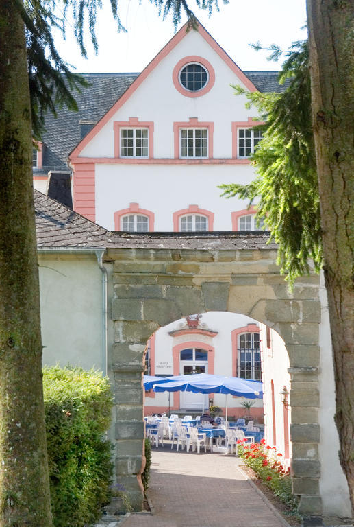 Hotel Burg Bollendorf Exterior foto